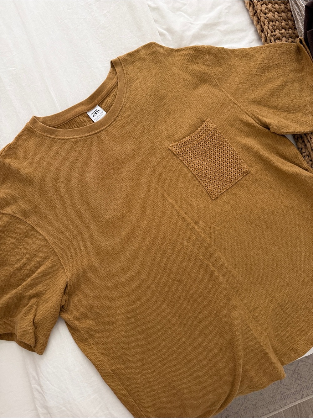 Zara Men's Mustard Short-Sleeve Crew with Knit Chest Pocket